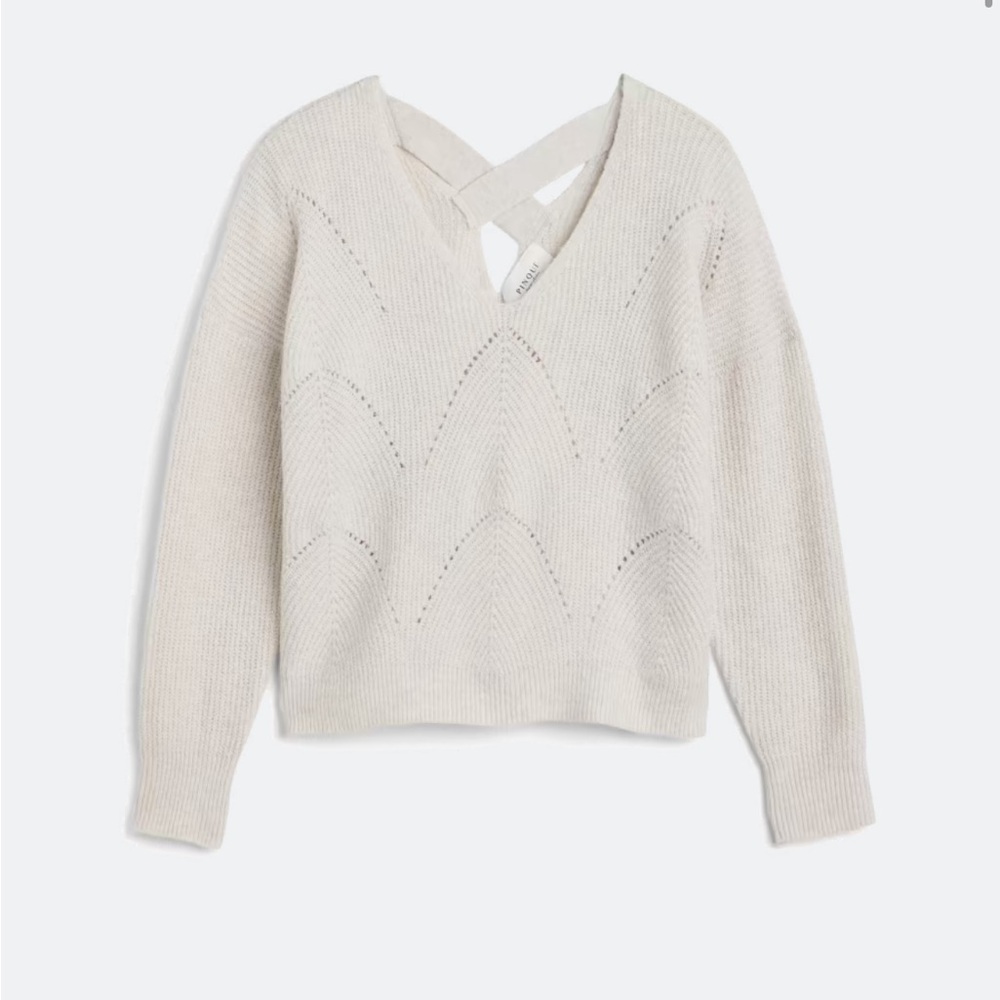 Elegant V-Neck Cream Sweater - very Soft